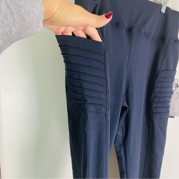 Kendall+ Kylie NWOT WOMEN'S LEGGING PANTS SZ LARGE. - Picture 9 of 14